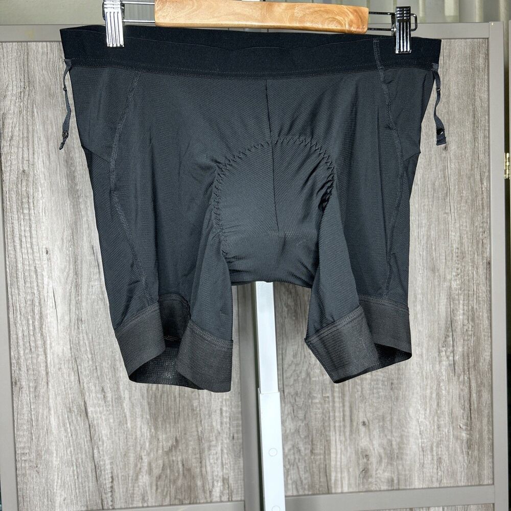 Specialized Women Bike Shorts XL Padded Black Color Lightweight